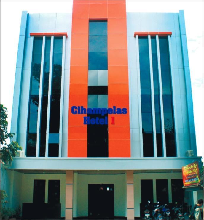 בנדונג Hotel Cihampelas 1 מראה חיצוני תמונה