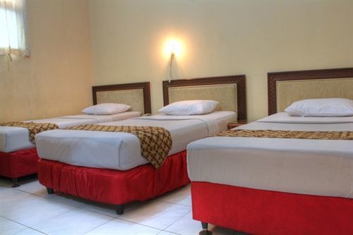 בנדונג Hotel Cihampelas 1 מראה חיצוני תמונה