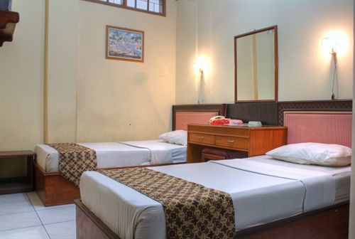 בנדונג Hotel Cihampelas 1 מראה חיצוני תמונה