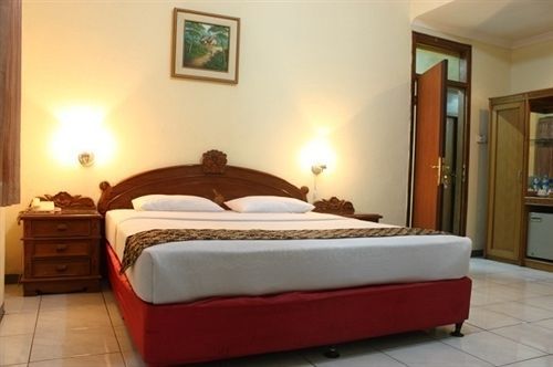 בנדונג Hotel Cihampelas 1 מראה חיצוני תמונה